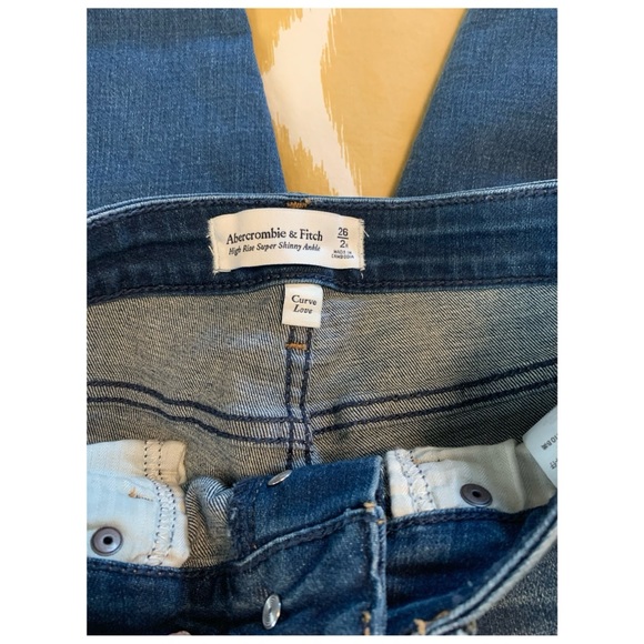 Abercrombie & Fitch Super Skinny High Rise - Picture 4 of 4
